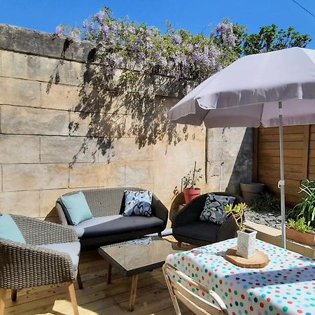 Furnished Apartment Near Palais De La Justice With 2 Bedrooms & A Garden Bordeaux Ngoại thất bức ảnh